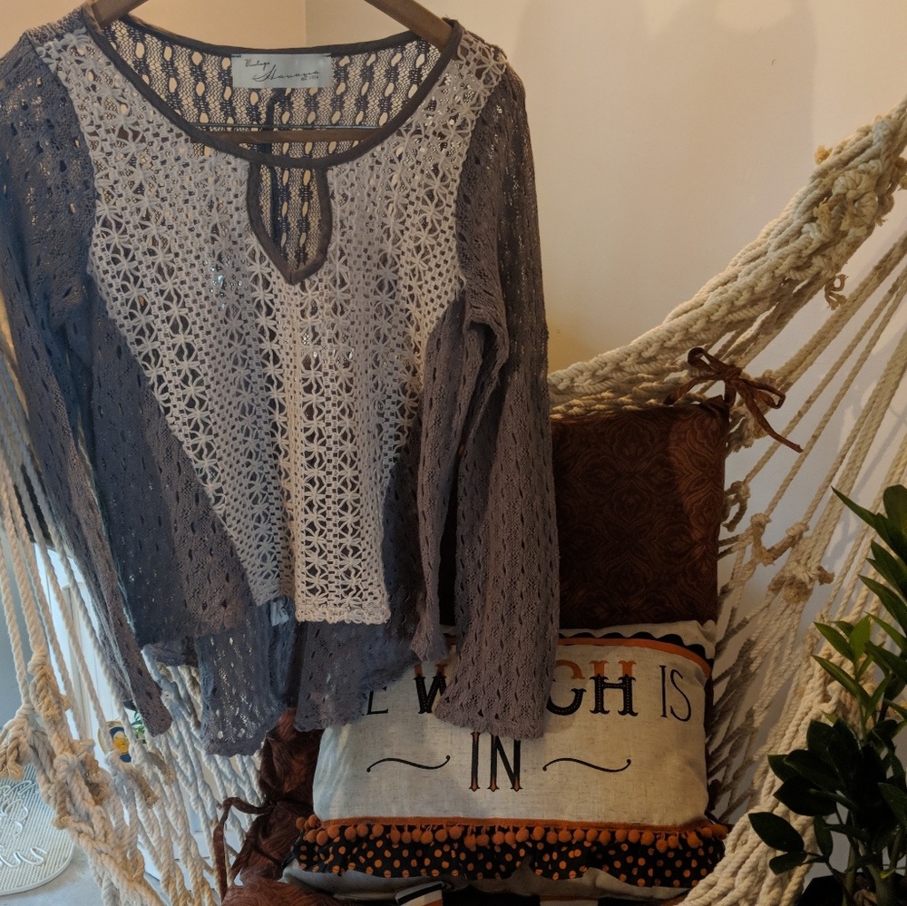 Light knit sweater
